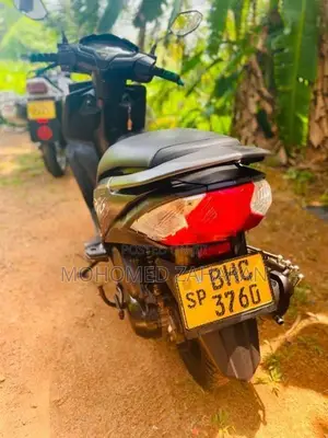 Honda Dio 2018