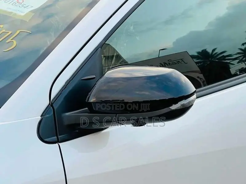 Toyota Yaris Black ED 4 Way Cam 2026