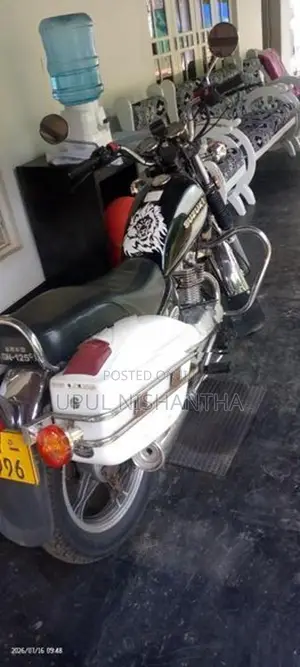 Suzuki GN 125 2000