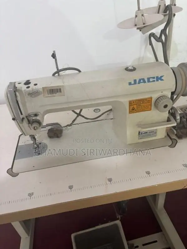 Jack JUK-5500 Industrial Single Needle Sewing Machine