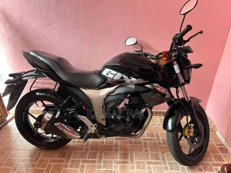 Suzuki Gixxer GSX 150 2016