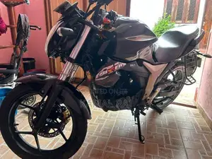 Suzuki Gixxer GSX 150 2016