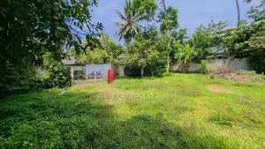 ගම්පහ සිරිමල් උයන පර්චස් 16ක අගනා ඉඩමක් / CA 14256