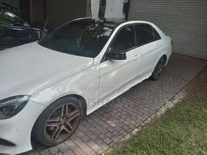 Mercedes Benz E300 2015