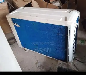 Midea Inverter 18000BTU AC
