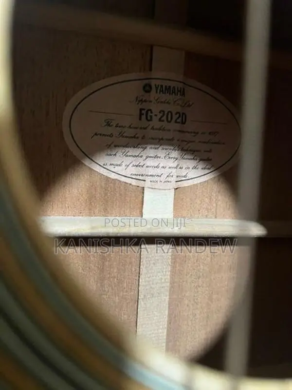 Yamaha Japan Guitar