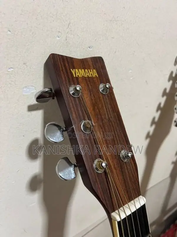 Yamaha Japan Guitar