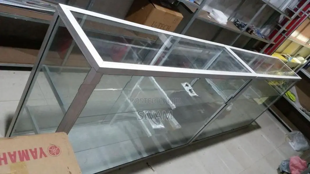 Glass Aluminium Display Showcase