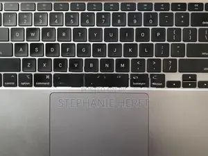 MacBook