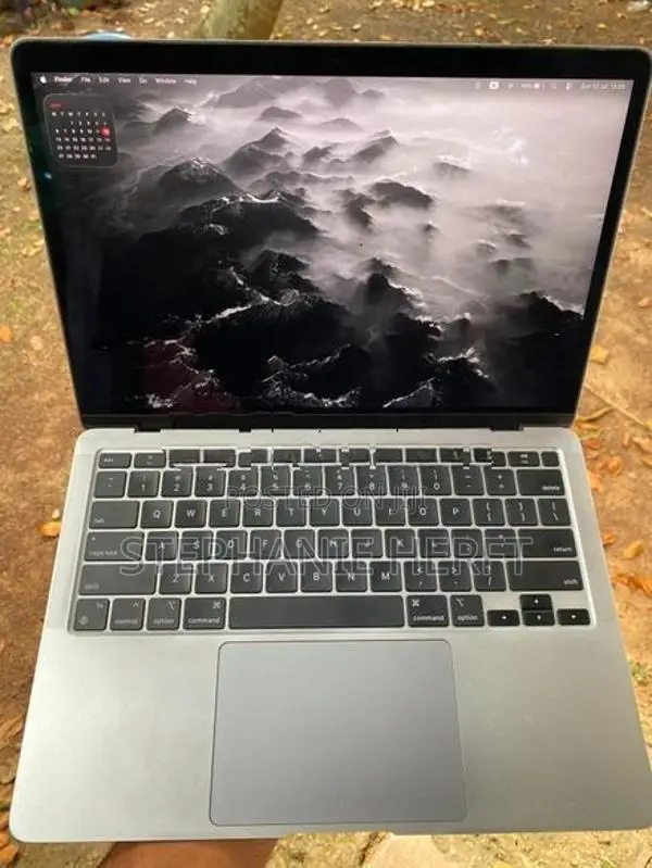 MacBook