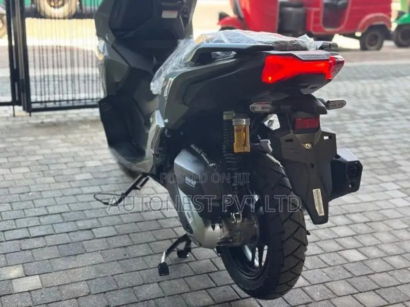 Honda ADV 160 2026