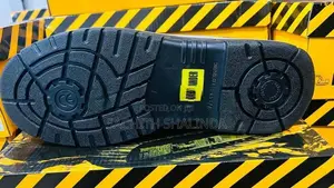 Rocklander High Ankle Safety Shoe