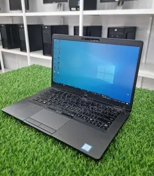 Dell Latitude 5400 i7 8th Gen/-8GB RAM/256GB SSD