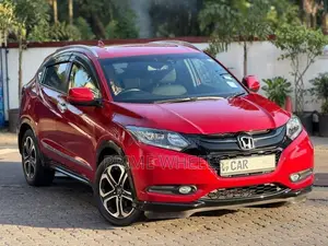 Honda Vezel 2016