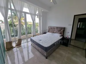 Luxury 3 Bedroom Apartment for Rent - Colombo 7