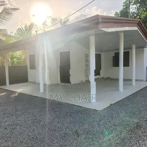 House For Sale in Padukka | Poragedara