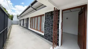 (DL1283) 11.25 Perch Land for Sale in Nugegoda