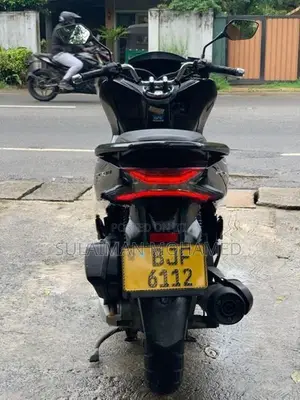 Honda PCX 150 2024