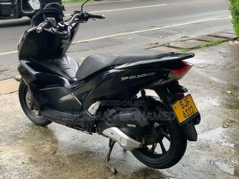 Honda PCX 150 2024