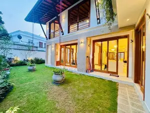 Mansion for Sale in Jayanthipura, Battaramulla