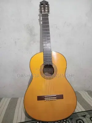 Yamaha CG143S Solid Top