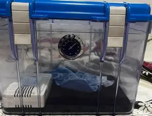 Small Clear Dry Box