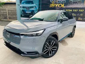 Honda Vezel Z Play (Moonroof) 2026
