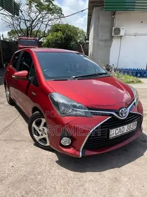 Toyota Yaris 2015