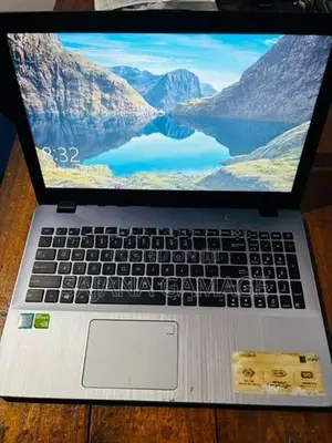 Asus Core i7 8th Gen 8GB RAM 256GB SSD