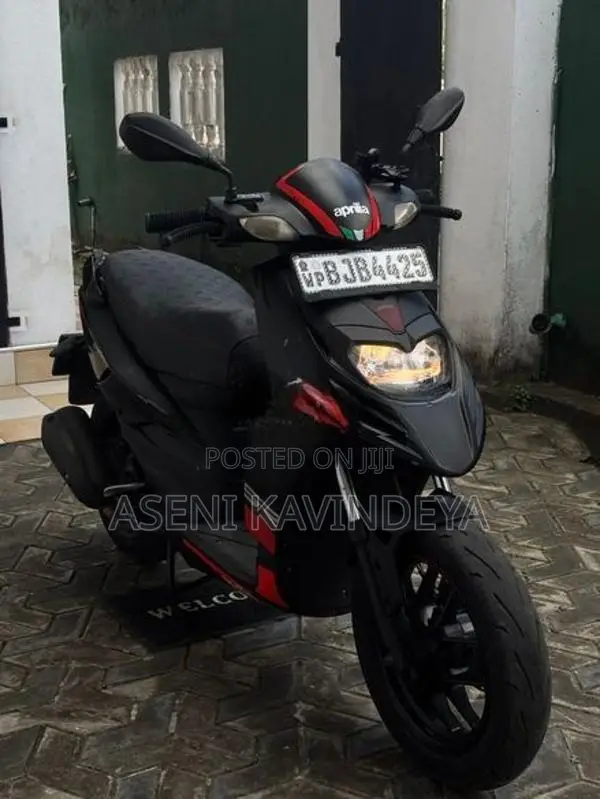 Aprilia SR 150 Race 2020