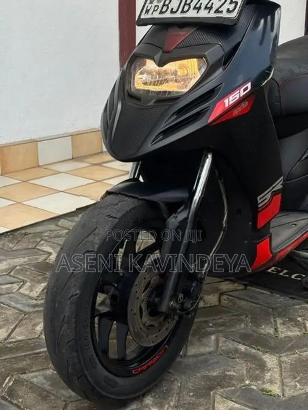 Aprilia SR 150 Race 2020
