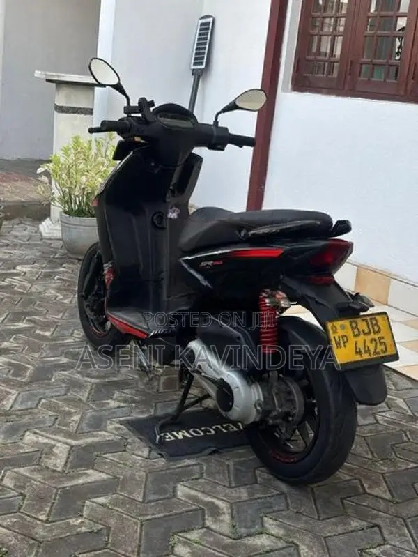 Aprilia SR 150 Race 2020