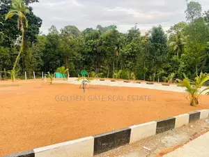 Kalagedihena Residential Land for Sale
