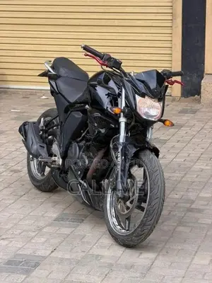 Yamaha FZs V