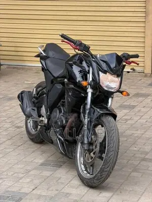 Yamaha FZs V