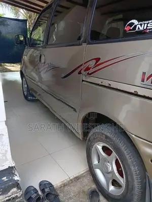 Nissan Serena 1994