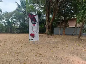 Land plot for sale in Thalahena