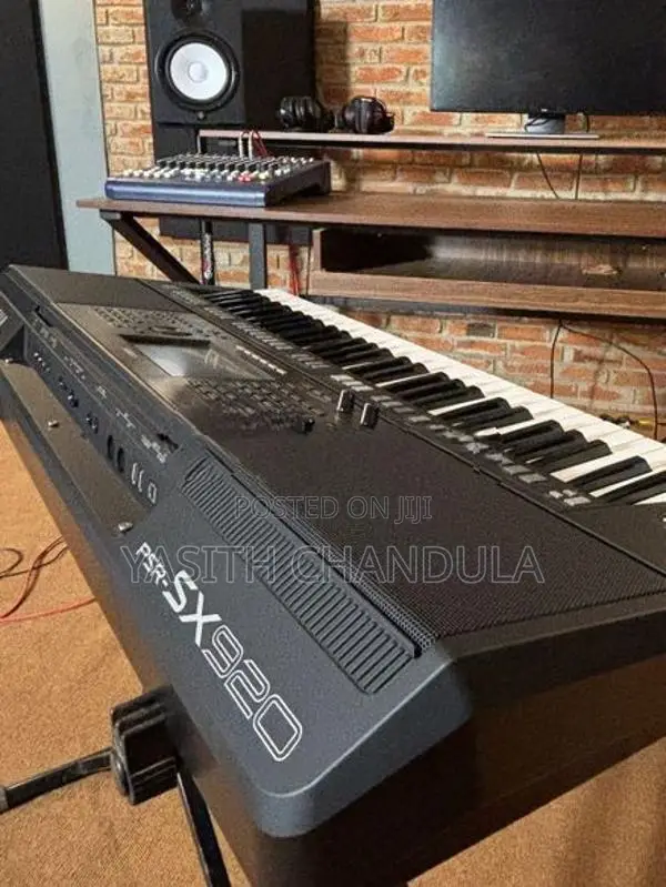 Yamaha PSR SX920