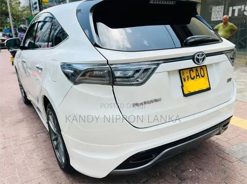 Toyota Harrier Premium Hybrid 2014