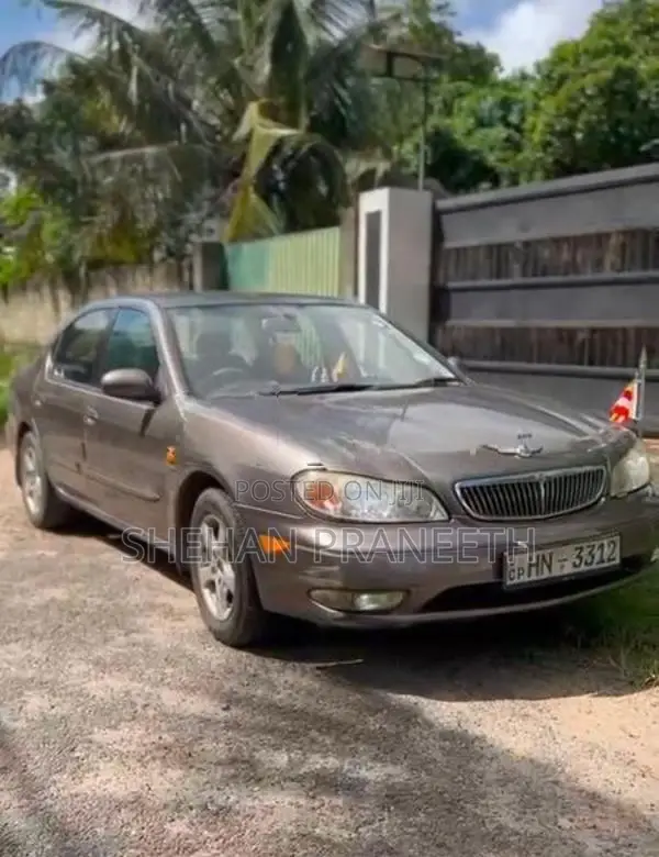 Nissan Cefiro 2000