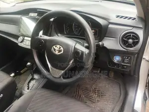 Toyota Axio Hybrid G Grade 2017