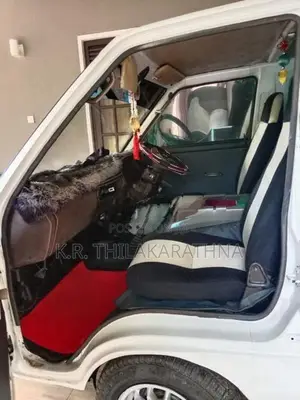 Nissan Vanette 1984