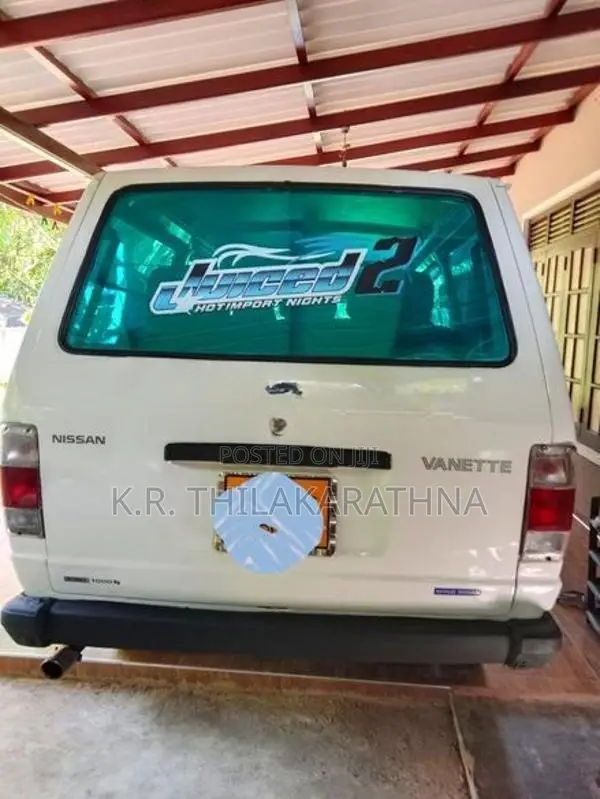 Nissan Vanette 1984