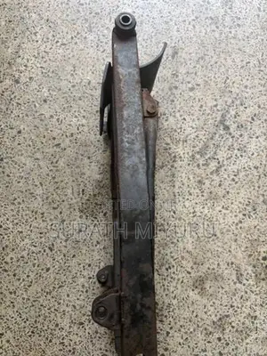 Bajaj Discover Swing Arm