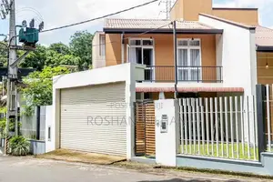 Luxury Family Home for Sale at Malabe