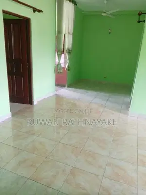 Second Floor House for Rent in Raththanapitiya