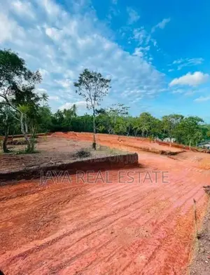 බිම් කොටසක් තංගල්ල