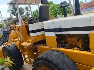 Komatsu 510 Loader
