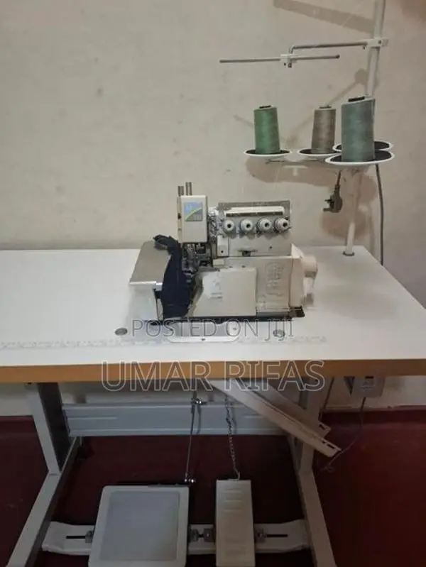 Four Thread Over Lock Sewing Machine