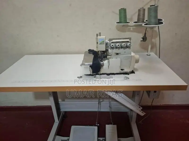 Four Thread Over Lock Sewing Machine
